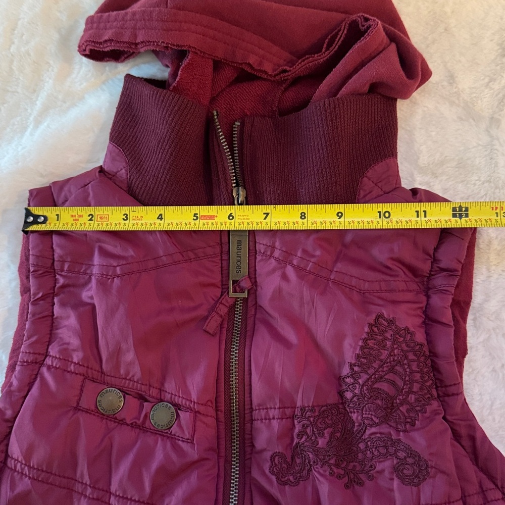 Maurices Raspberry Burgundy Hooded Vest w/ Embroidery Detail- size M - Picture 14 of 16